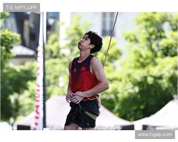 上海攀岩队在极限运动世界杯中的团队协作表现分析与点评